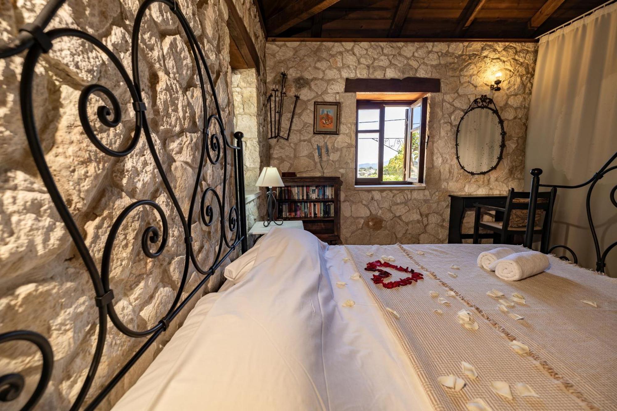 Vardiola * Lithakia (Zakynthos)